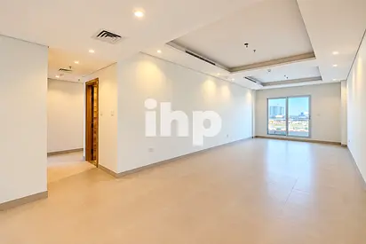 Huge Layout | Luxury 3 Bed | Spacious