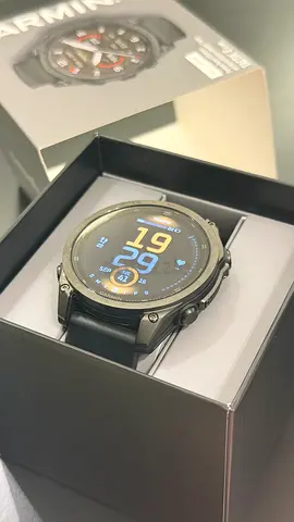 Garmin Tactix 8 AMOLED 47mm – Excellent Condition