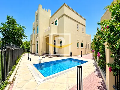 Premium Villa Living | Spacious | Lake View