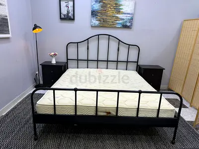 Black Metal Frame Bed with Mattress and Nightstands