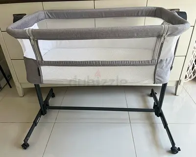 Kinderkraft Neste Up bedside co-sleeper crib - LIKE NEW
