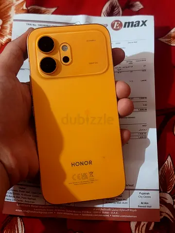Yellow Honor smartphone, good working condition with invoice