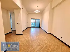 Unique building ! 2bhk + maid ! Huge size