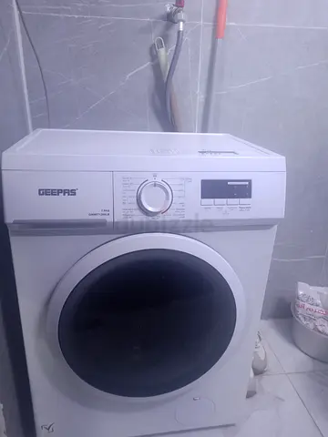 Geepas 7 Kg front load washing machine