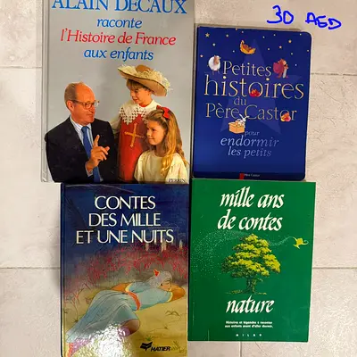 Collection of French children's storybooks - Contes & Histoires (4 books)
