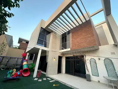 Move In Ready | Next To Corner | Luxury Living