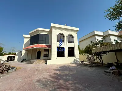 GRAND 5BR VILLA | EXPANSIVE PLOT | PRIVATE LIVING