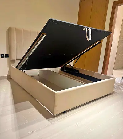 Queen Size Hydraulic Storage Bed Frame Luxury Design Available
