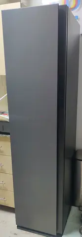 Samsung Air Dresser/ garment steamer , sanitizer, deodorizer- slim standing unit (good condition)