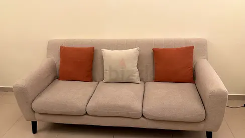 كنب 3 مقاعد و كنب 2 مقاعد و كرسي
