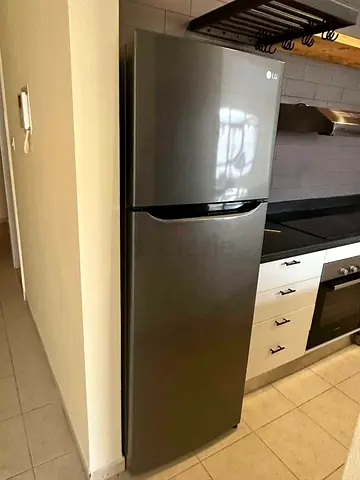 Lg inverter two door fridge excellent condition for sale