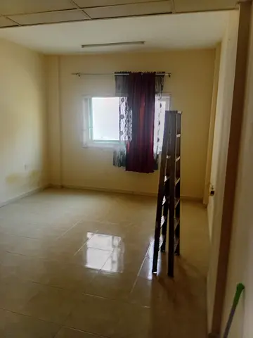 HOT OFFER STUDIO AVAILABLE FAMILY BUILDING 16k