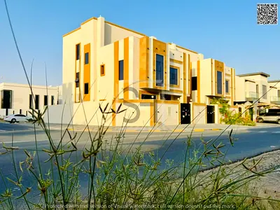 Villa for sale in a prime location opposite services and Sheikh Mohammed Bin Zayed Road.