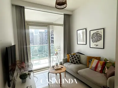 Canal View | Modern 1BR | Prime Location