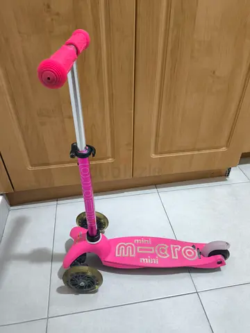 Pink Mini Micro 3-Wheel Kids Scooter - Good Condition