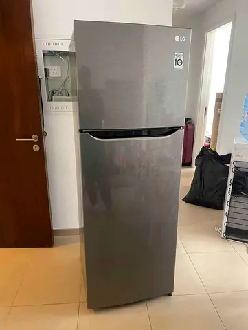 LG refrigerator 402 liter capacity top mount freezer same like a new condition