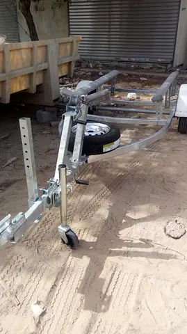 BOAT TRAILERS GALVANIZED