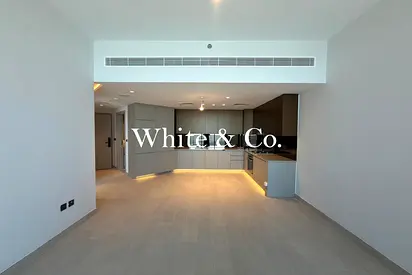 Luxury 1BR | High Floor | Modern Interiors