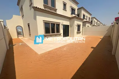 Villa in Cordoba | 3 BR with Maids |Prime Location