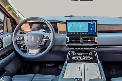 2024 Lincoln NAVIGATOR — фото 10
