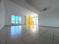 Amazing 3BHK With 2 Parking, Maid Room & Balcony