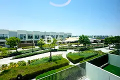 Private Garden | Vacant | Multiple Cheques