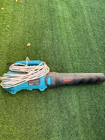 Corded Electric Leaf Blower - Excellent Working Condition - Extended Cord