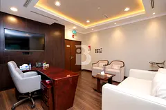 Vacant Furnished Office|Prime Location|Near Metro