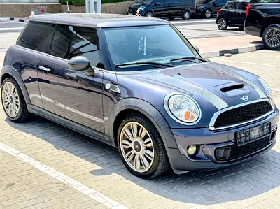Meticulous 2013 MINI Cooper S-4 cylinders 1.6 PERFECT DRIVING CAR 100%