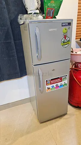Refridgerator