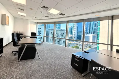 Vacant NOW | High End | Prime Location