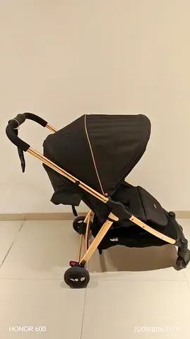 Mamas and Papas Stroller + Free Cushion - Excellent condition