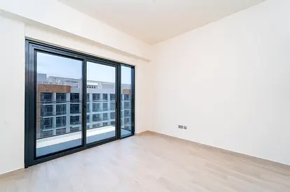 Meydan Studio | Balcony | Pool & Downtown View