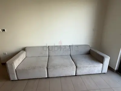 Light grey 3-seater modern sofa - good condition