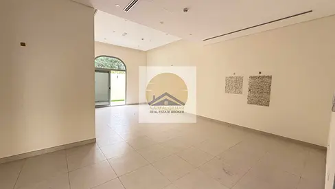BRAND NEW 4BHK COMPOUND VILLAHA 230K IN 4 CHEQUES WITH KITCHEN APPLICANCES