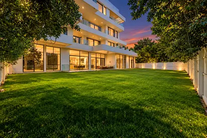 Rare Ground Floor Unit | Massive Private Garden | Large 3-Bedroom