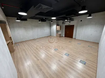 Vacant | Grade A Tower | 1 Parking | Mainland License