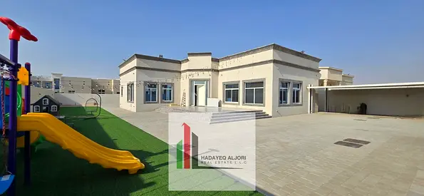 Nice villa 4 bhk for rent in alaweer 1