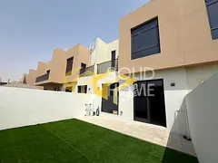 Exclusive Deal | Spacious Townhouse | Middle Unit