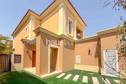 Standalone Villa | Close to Pool | Flexible chqs