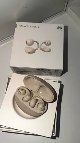 Huawei FreeClip True Wireless Earbuds with Charging Case - Beige