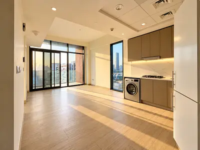 corner unit | burj skyline | City & Pool View