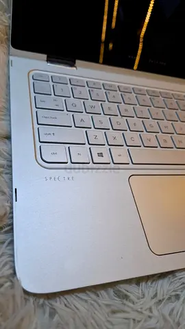 Hp Spectre series Core i7 8 GB ram 256 SSD X360 Touch screen Slim Original adapter