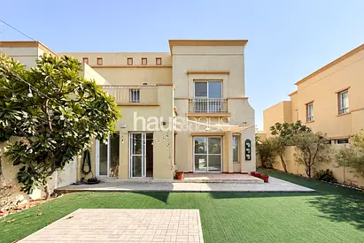 Lake + Skyline View | 1E | Well Maintained