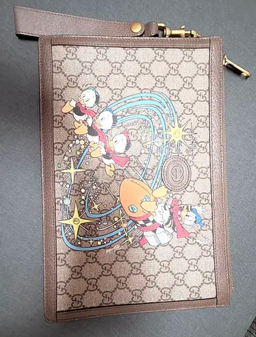 Gucci GG Supreme Pouch with Disney Print - Wristlet Clutch