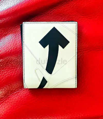 Original Off-White Arrows-motif leather wallet
