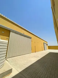 BRAND NEW MULTI UNIT WAREHOUSE FOR RENT – RAK
