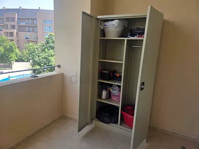 Metal storage cupboard. Whatsapp 056 788 7713. Pick up Motor City
