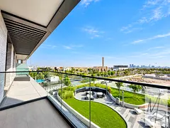 BRAND NEW / PRIME LOCATION / LOW FLOOR / BRIGHT