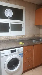 Bed space for ladies available in muweilah school area